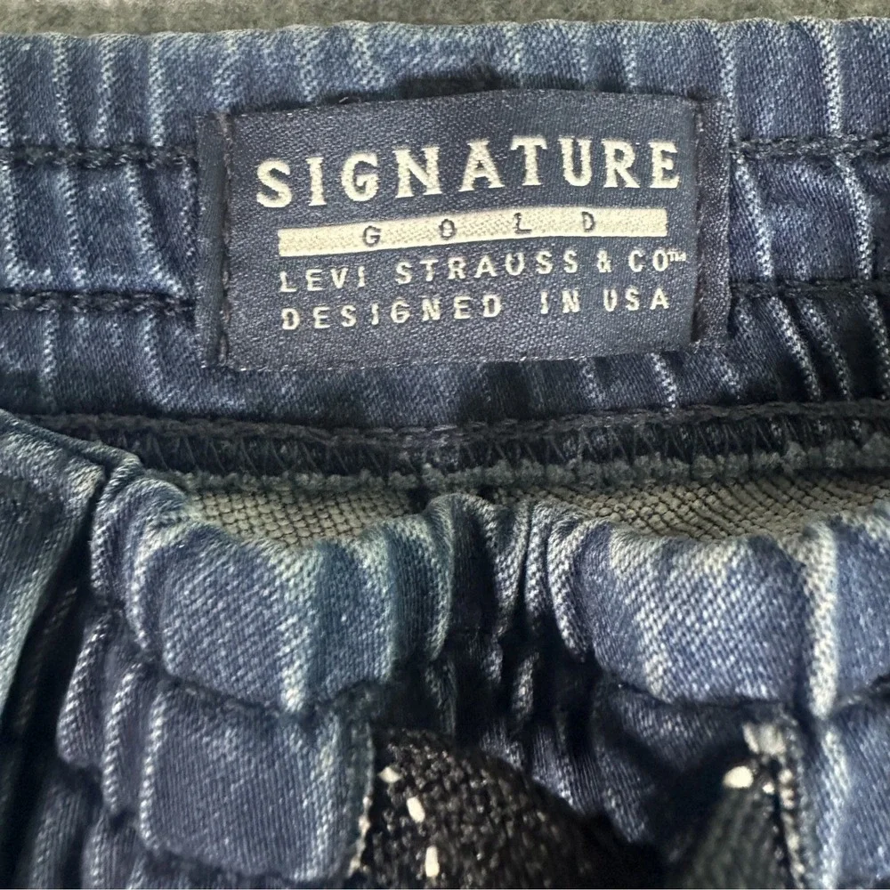 Signature Levi Strauss Gold Pull-On Jeans Boys 7 Blue Stretch Denim ElasticWaist